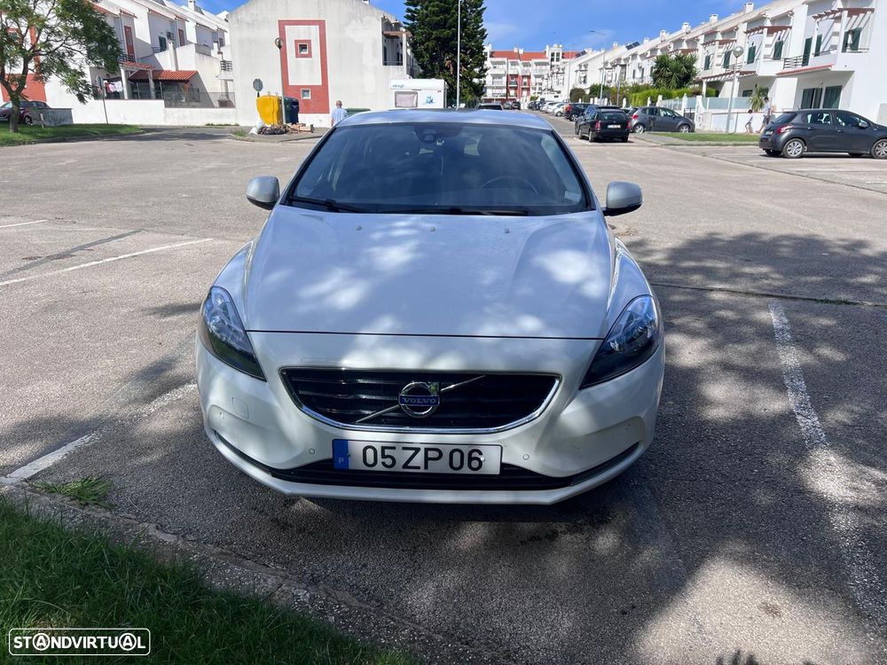 Volvo V40 D4 RDesign - 12
