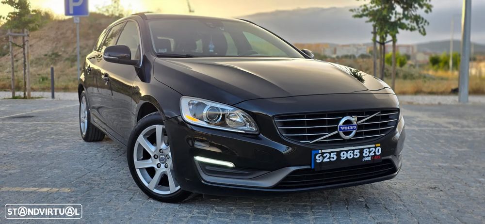Volvo V60 2.0 D4 Momentum - 9