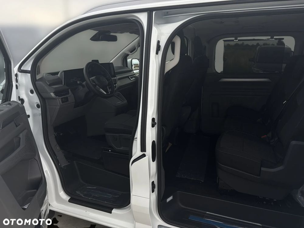 Volkswagen Caravelle - 10