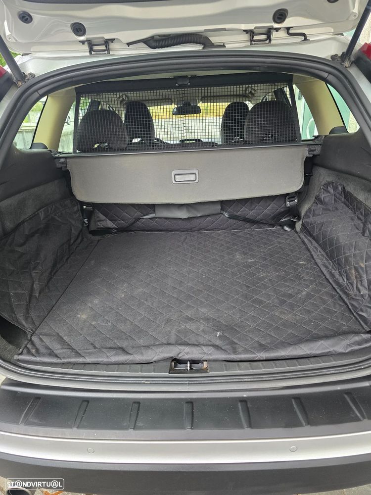 Volvo XC 60 2.4 D Geartronic - 12