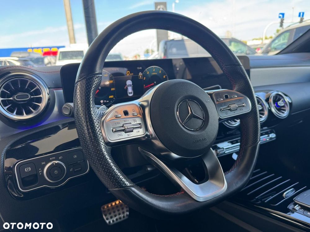 Mercedes-Benz CLA 180 mHEV AMG Line 7G-DCT - 16