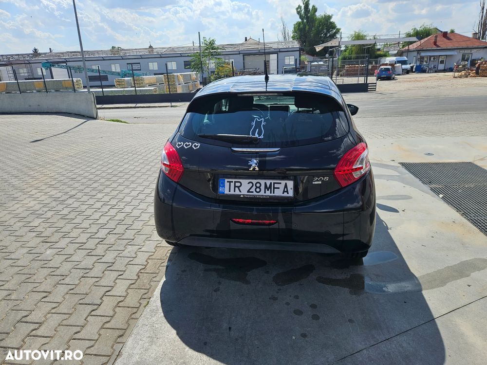 Peugeot 208 e-HDi 68 EGS5 Stop&Start Active - 12