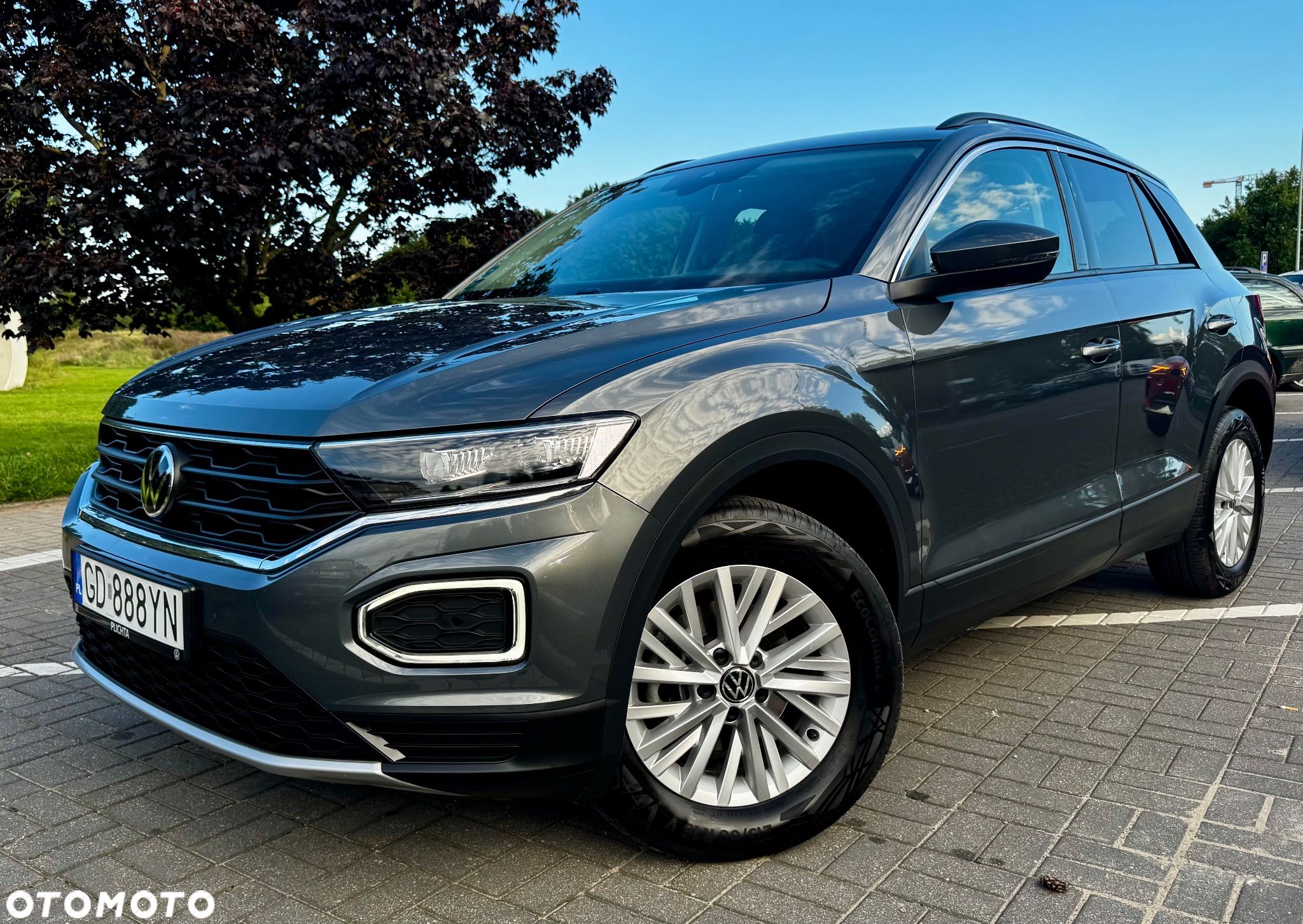 Volkswagen T-Roc 1.0 TSI Advance - 1