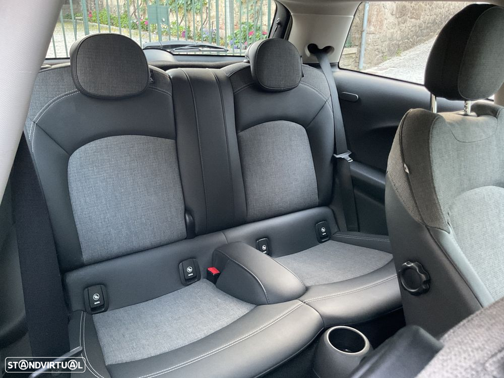 MINI 3 Portas One - 14