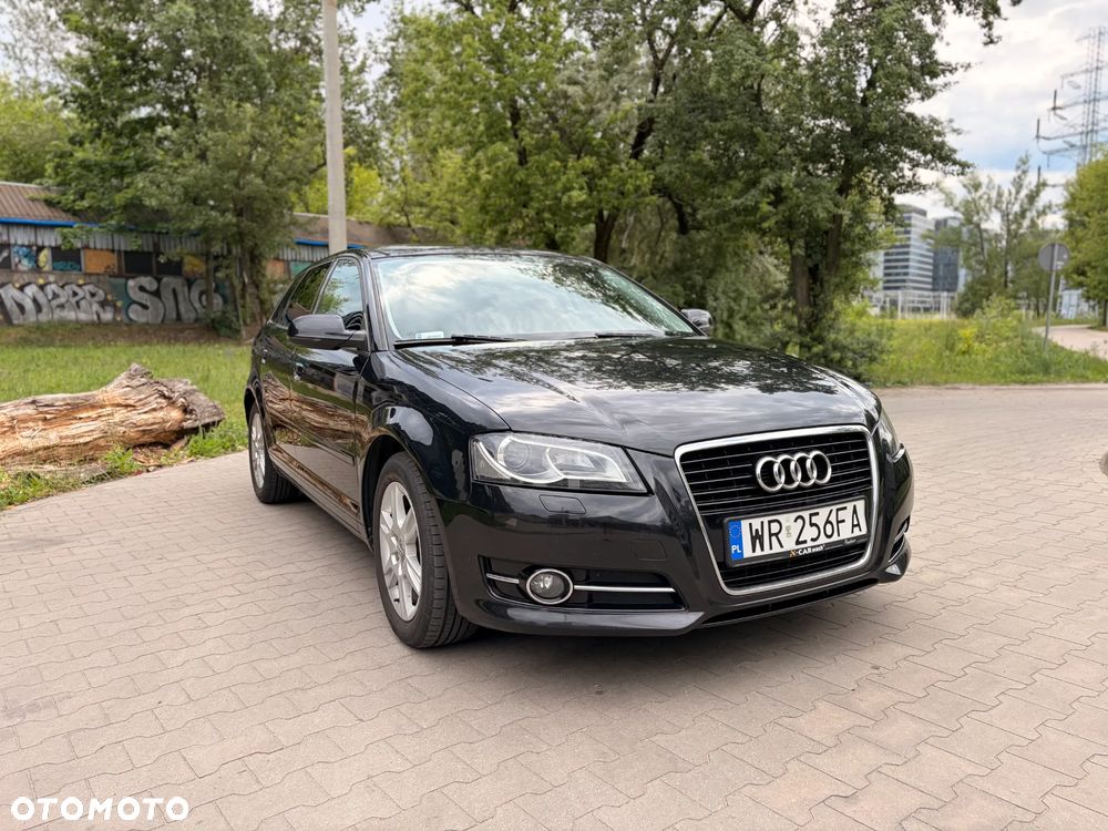 Audi A3 Sportback 2.0 TDI DPF Ambiente - 2