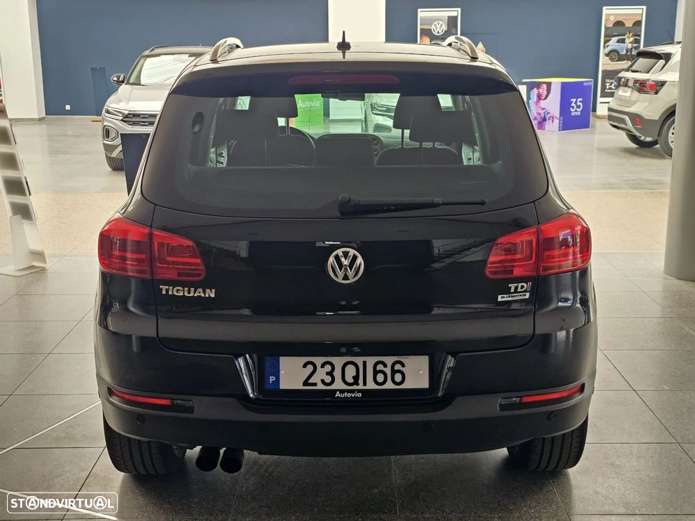 VW Tiguan 2.0 TDi Sport BlueMotion - 2