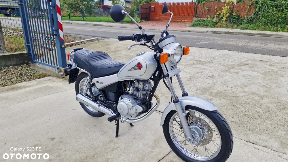 Yamaha SR