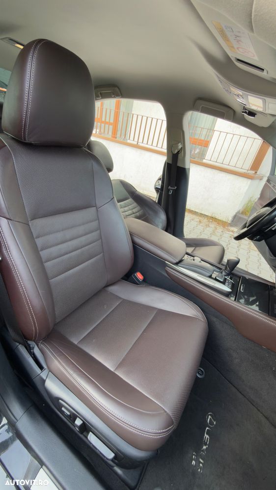 Lexus Seria GS - 21