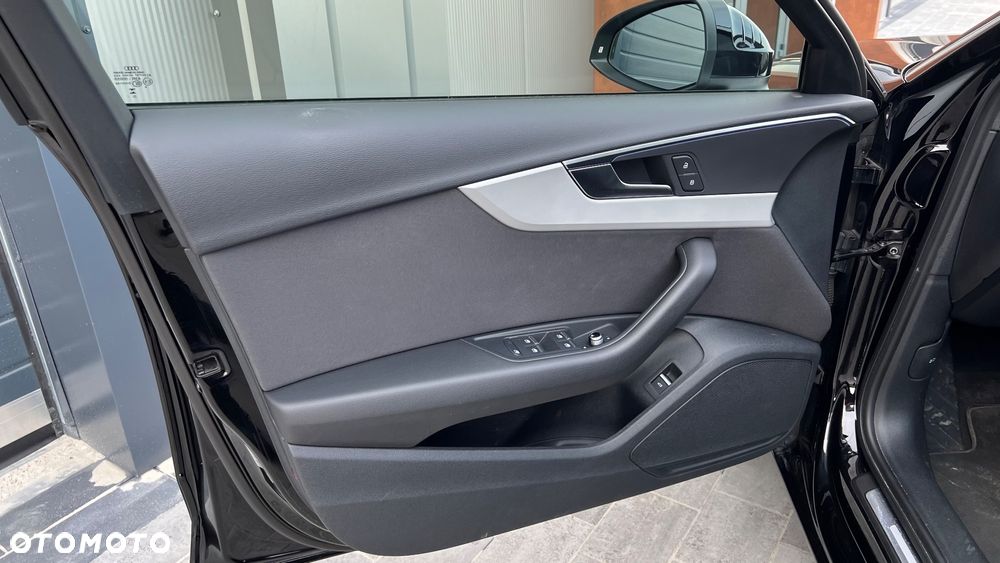 Audi A4 Avant - 15