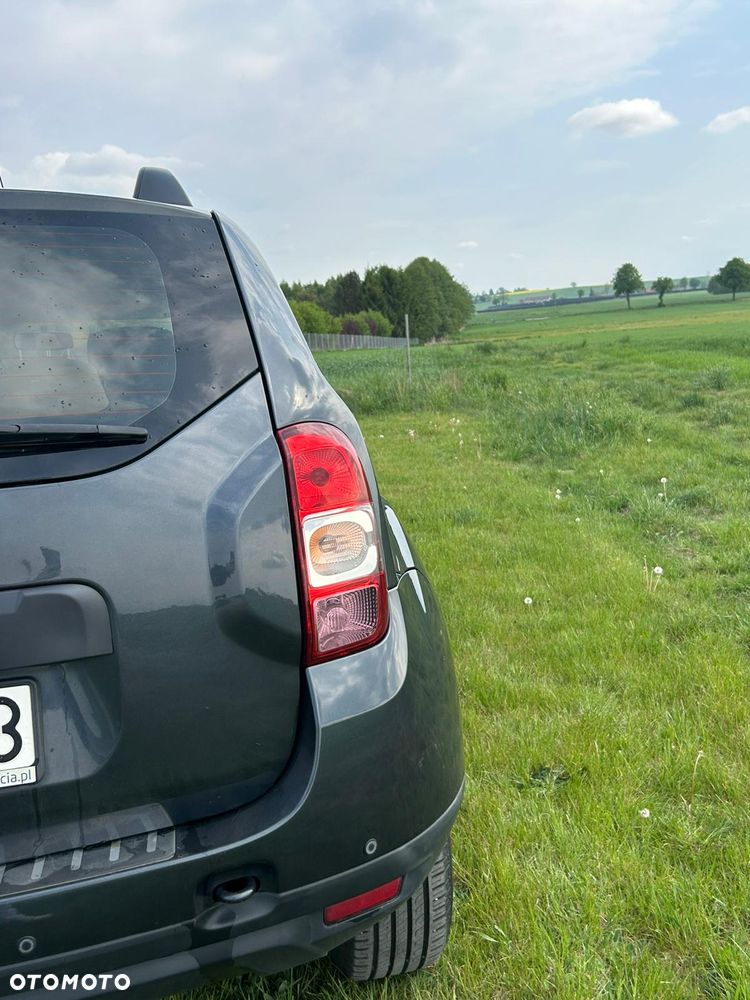 Dacia Duster 1.6 SCe Laureate S&S - 9