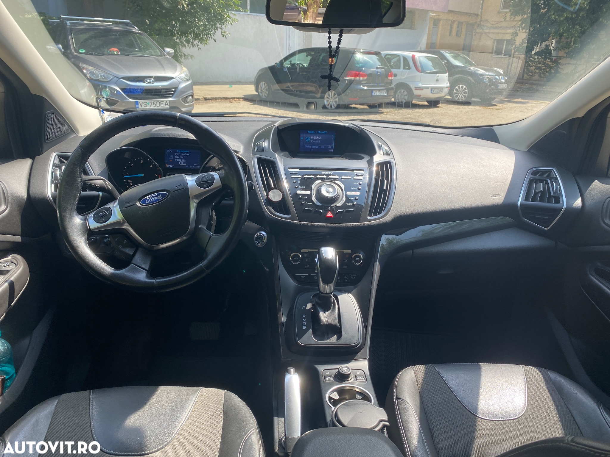 Ford Kuga - 12