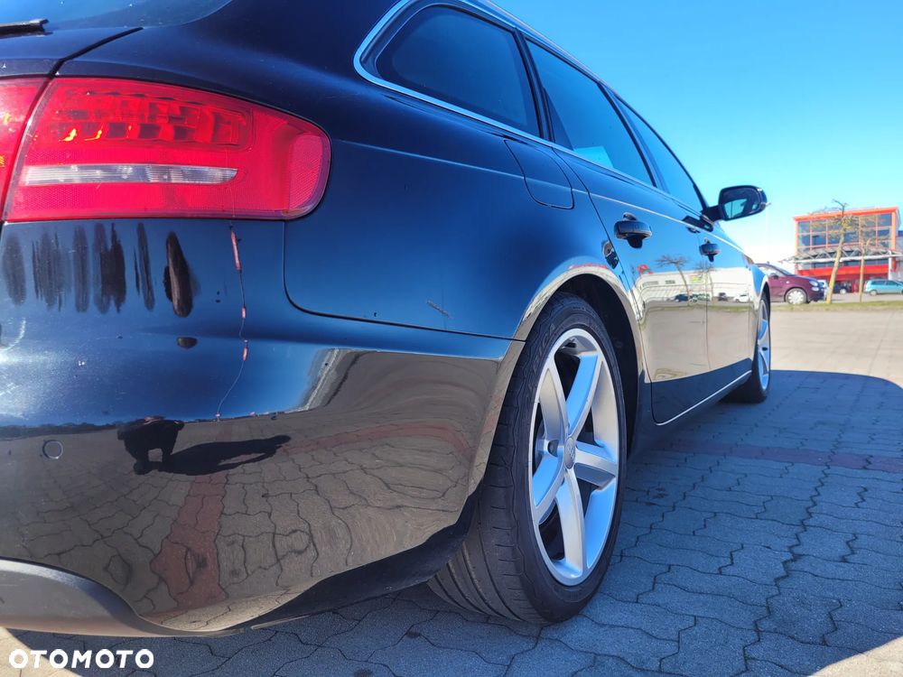 Audi A4 Avant 2.0 TDI - 8