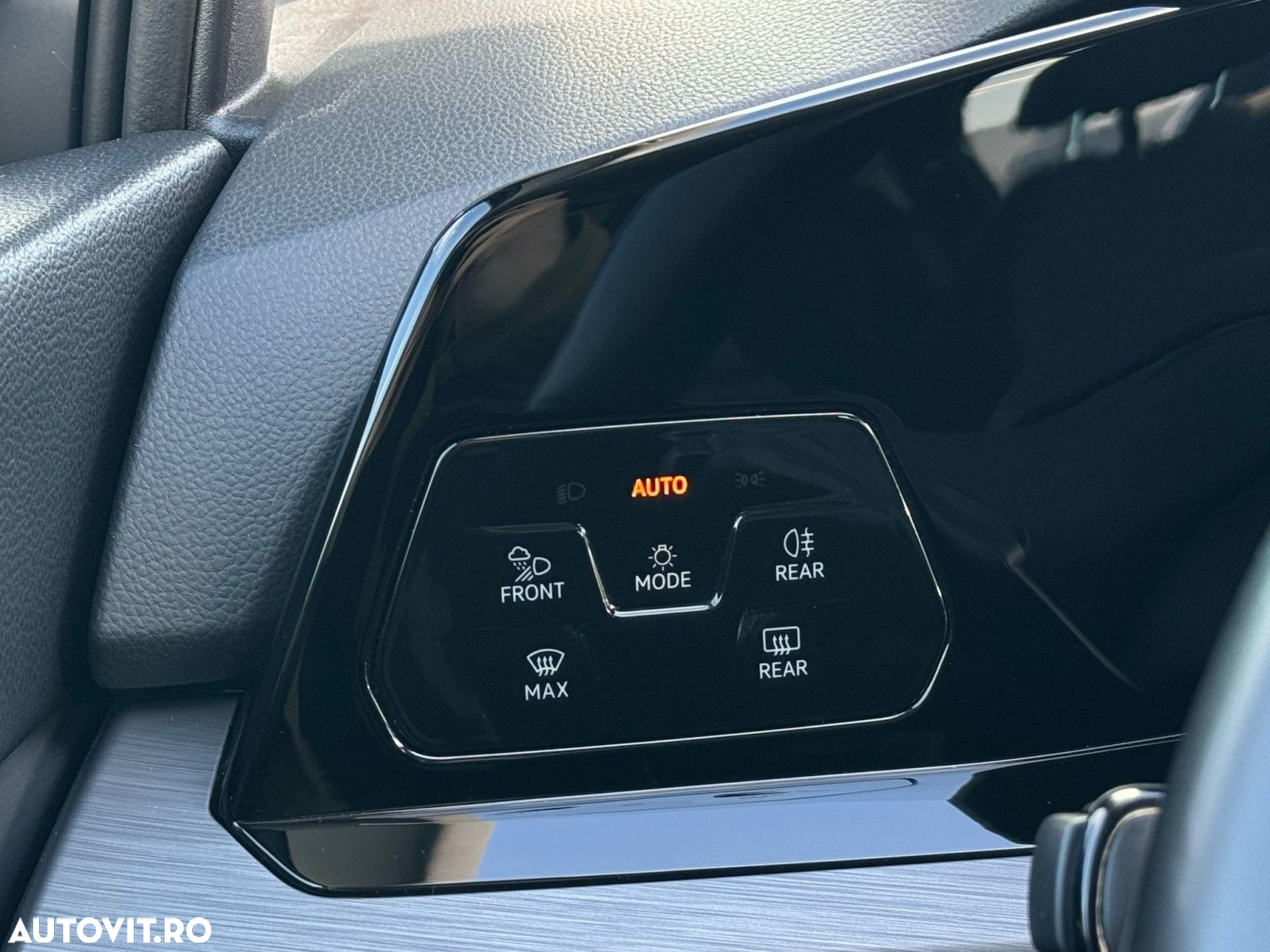 Volkswagen Golf - 19