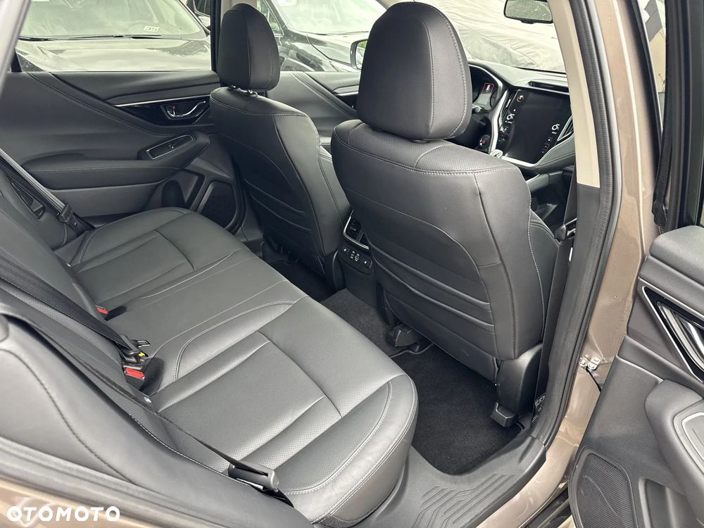 Subaru Outback 2.5i Platinum (EyeSight) Lineartronic - 11