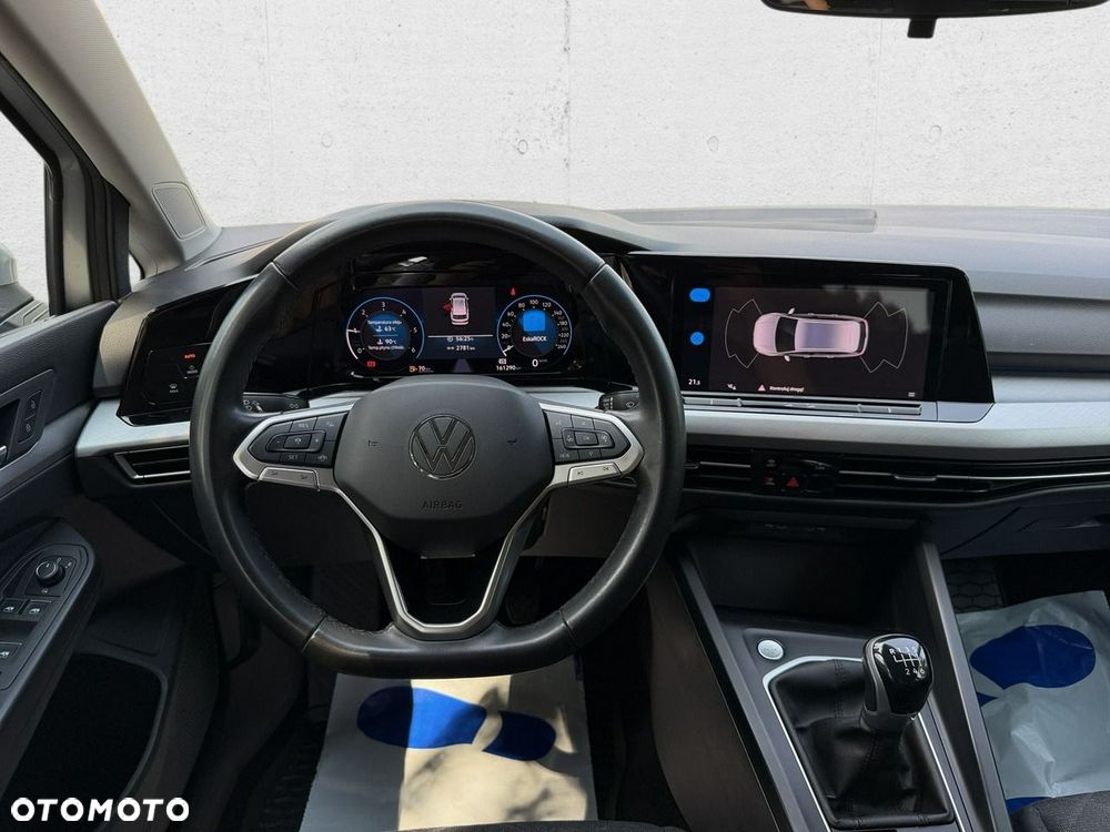 Volkswagen Golf - 18