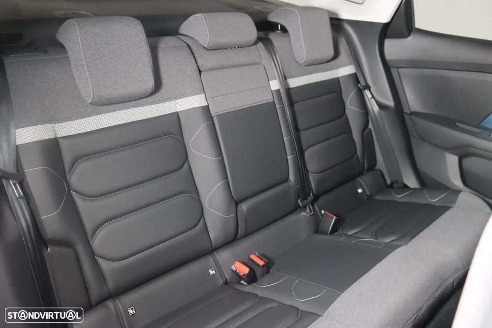 Citroën e-C4 X 50 kWh Shine - 23