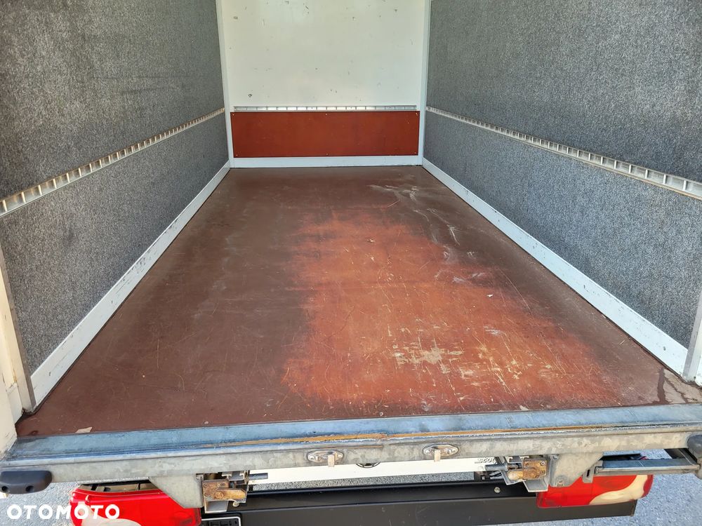 Volkswagen Crafter - 27
