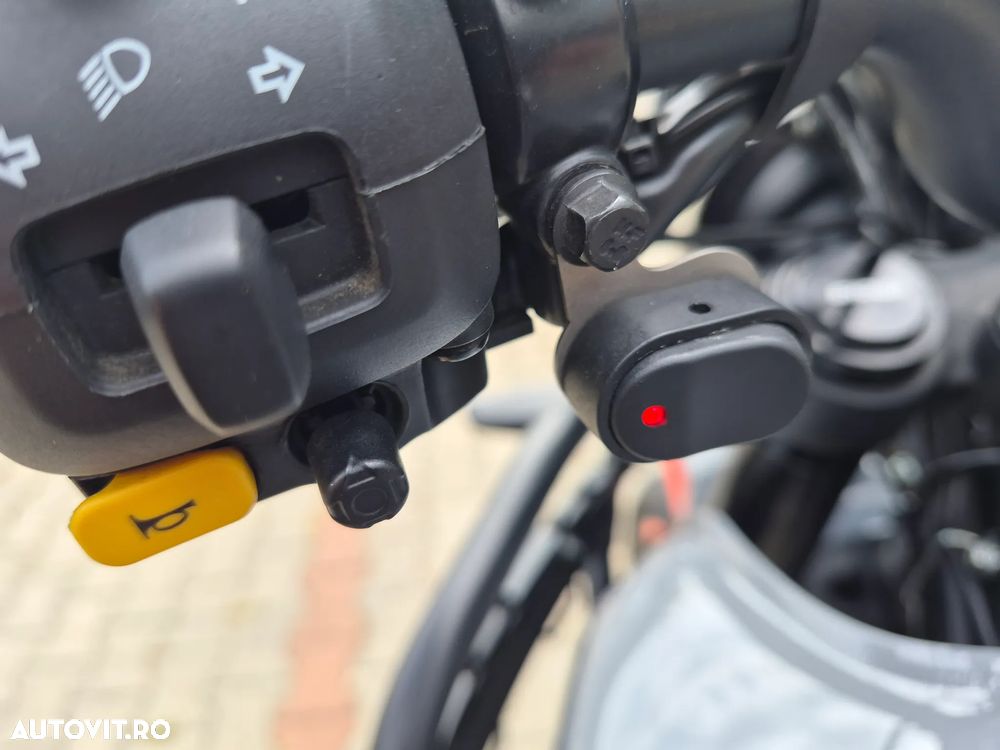 Royal Enfield Himalayan - 9
