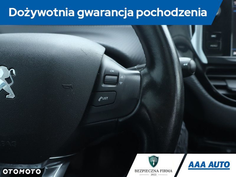 Peugeot 2008 - 21
