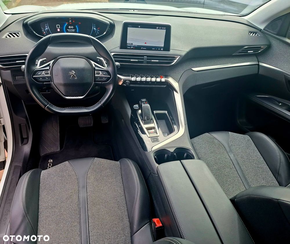 Peugeot 5008 1.5 BlueHDi Allure S&S EAT8 - 31