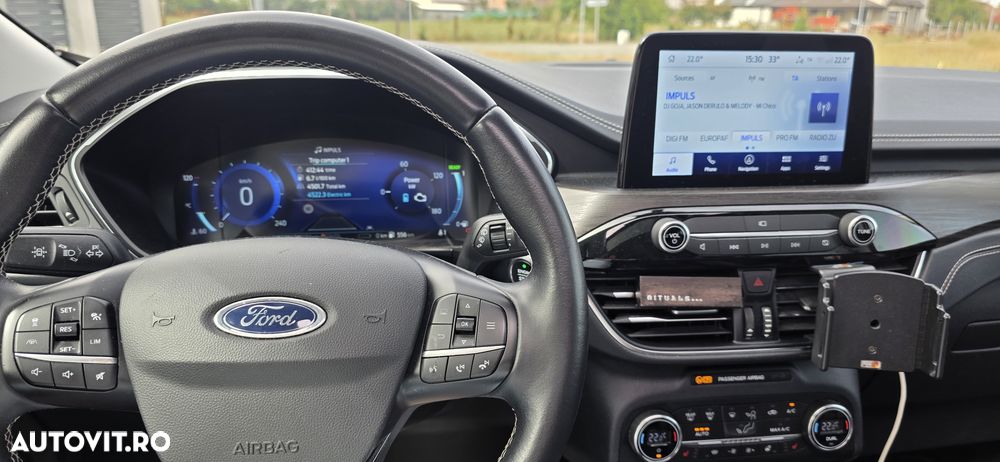 Ford Kuga - 9