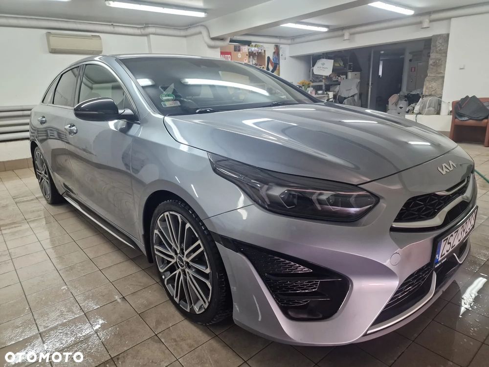 Kia ProCeed - 2