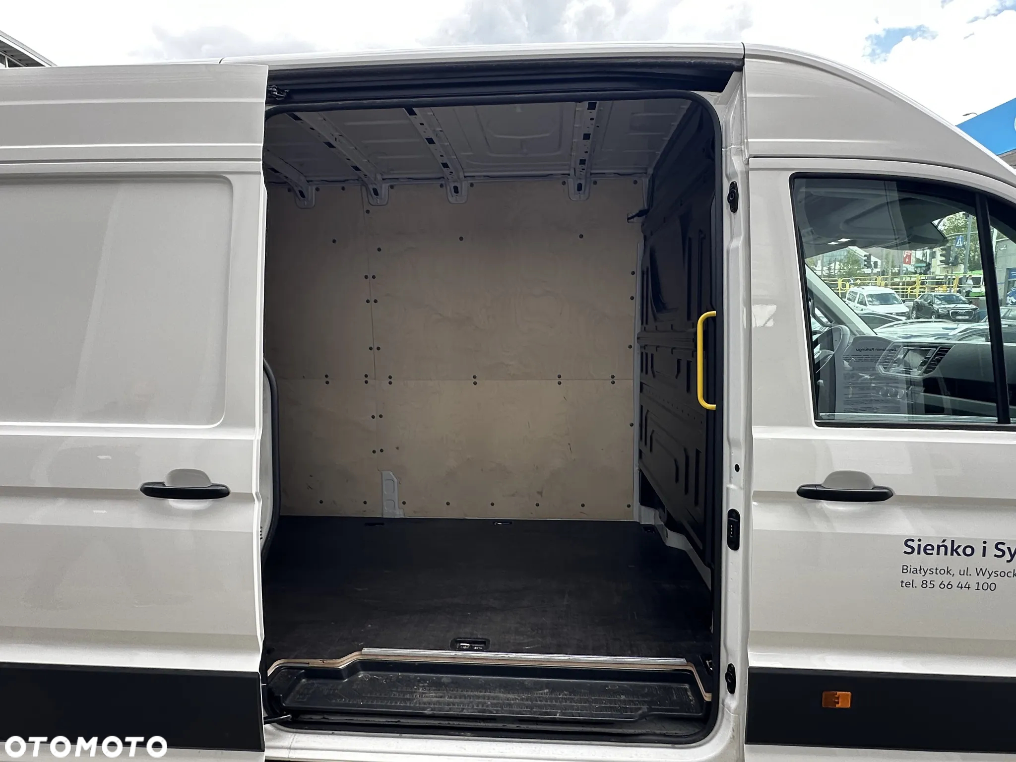 Volkswagen Crafter - 12