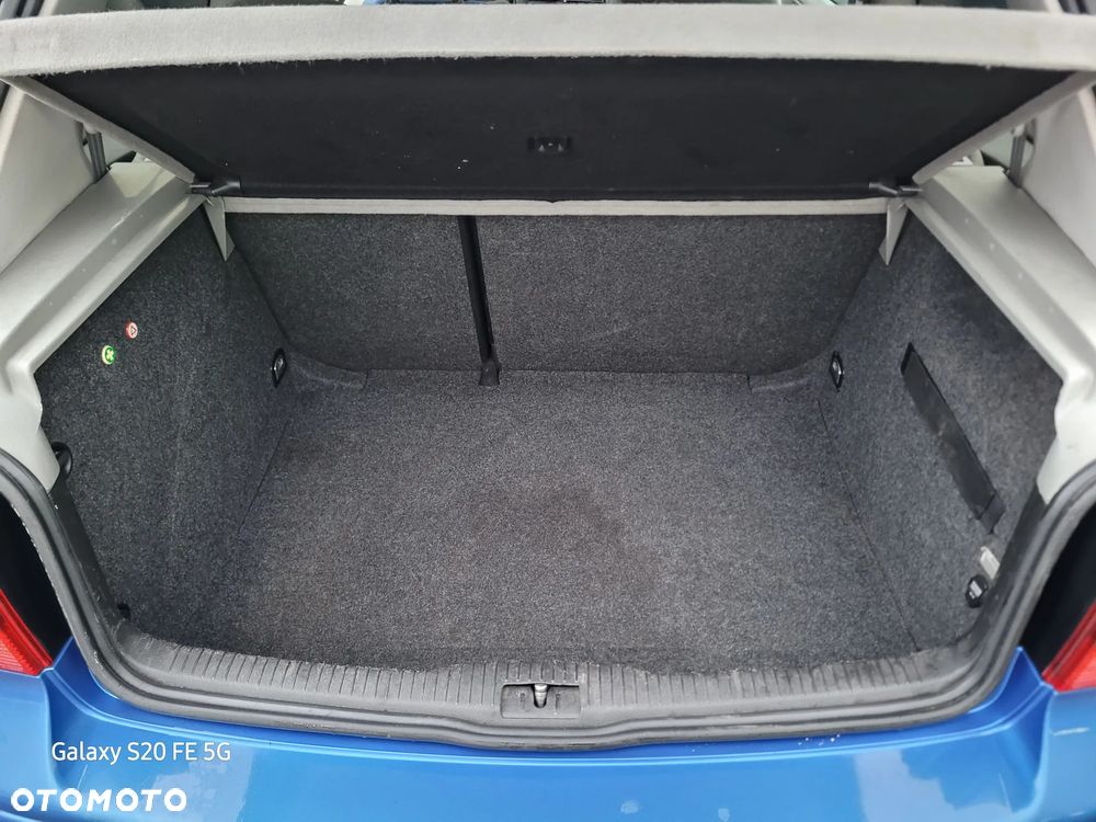 Volkswagen Golf - 15