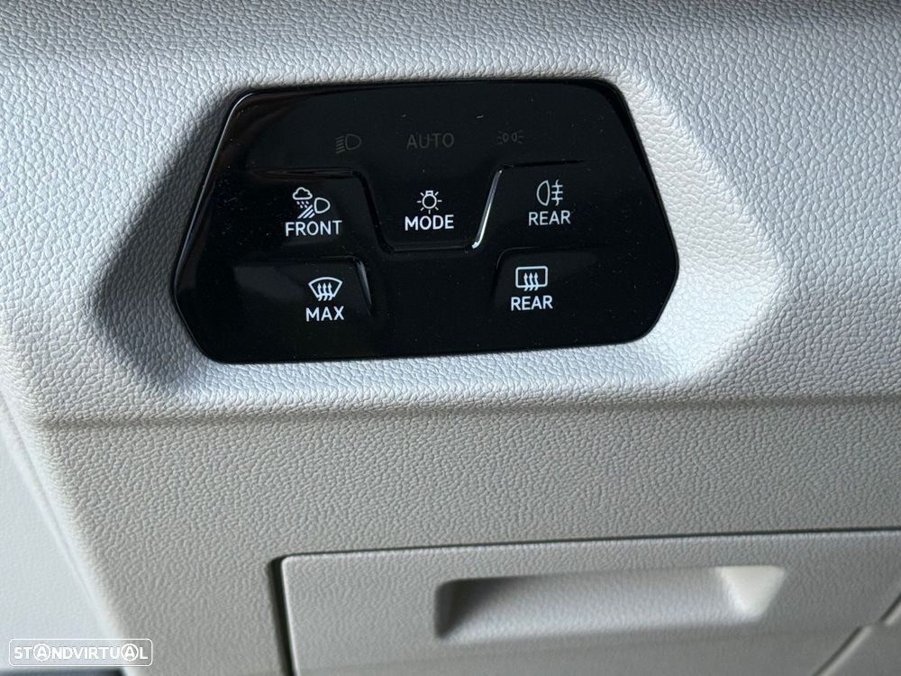 VW Multivan 1.5 TSI e-Hybrid Life DSG - 34
