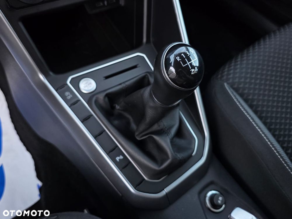 Volkswagen Polo 1.0 TSI OPF ACTIVE - 9
