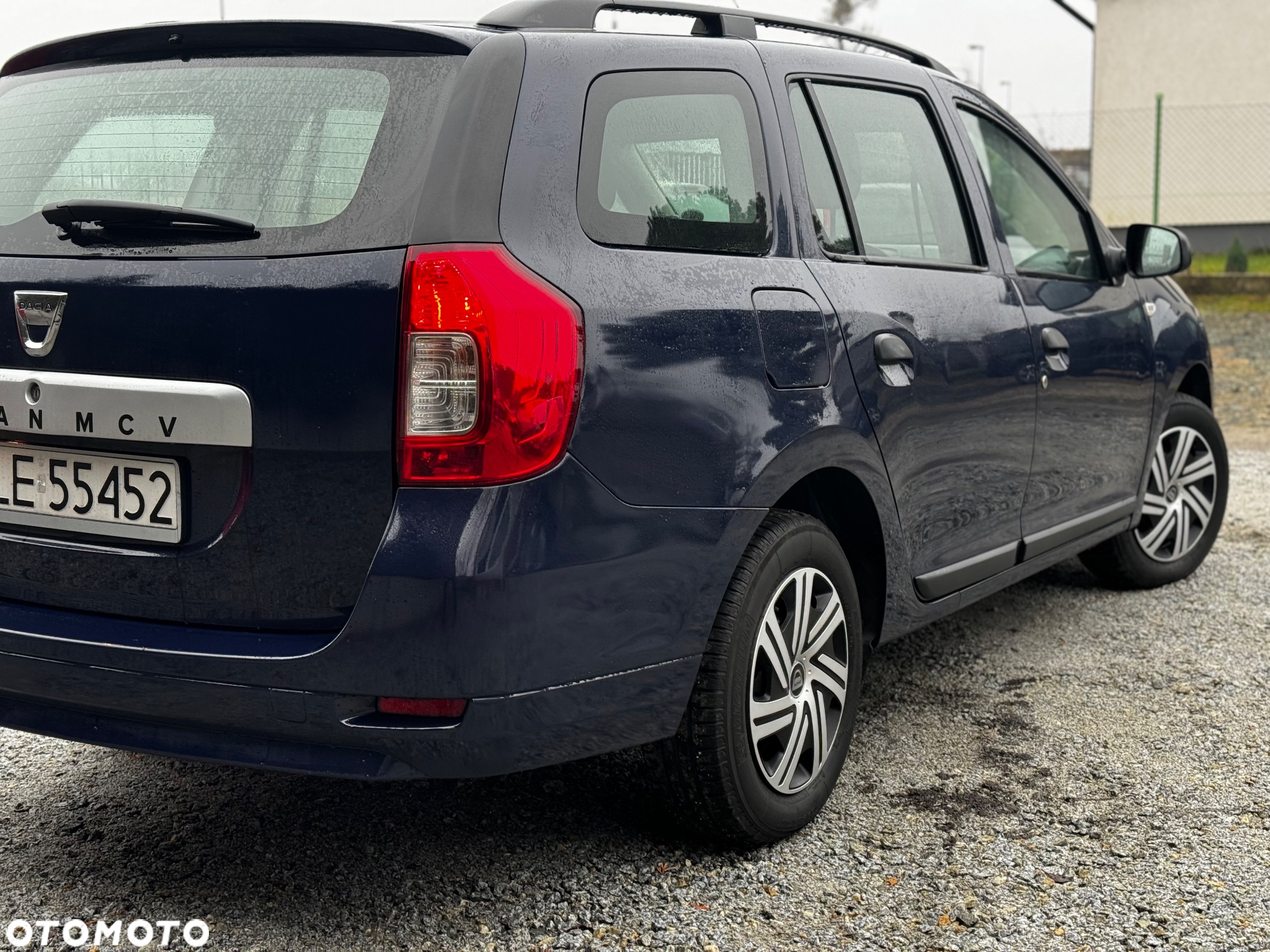 Dacia Logan MCV 1.2 16V 75 Ambiance - 12