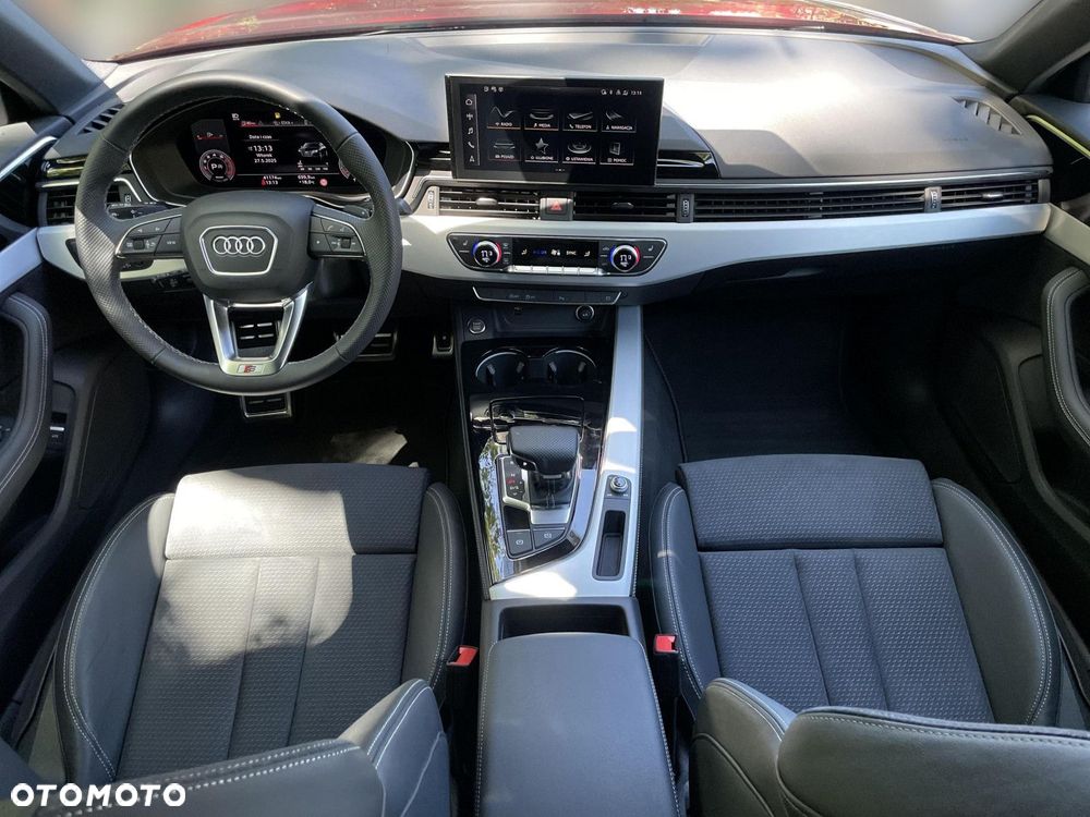 Audi A4 Limousine - 12