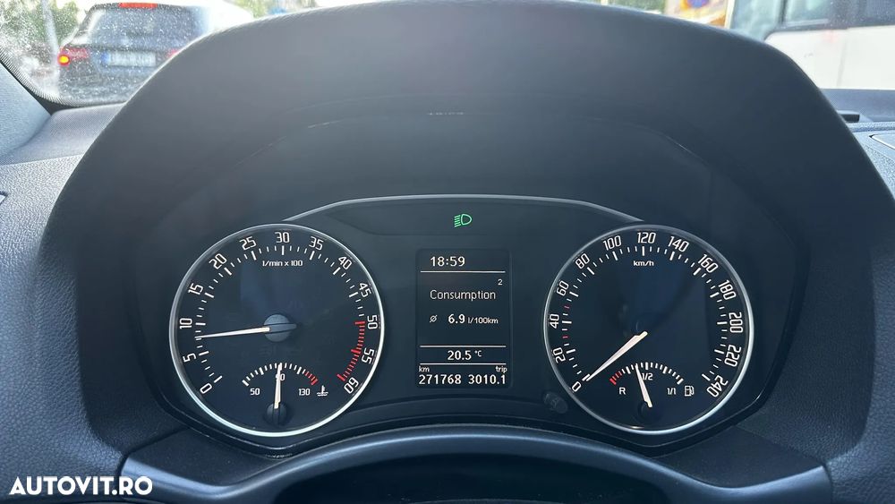 Skoda Octavia 1.6 TDI AMBITION - 36