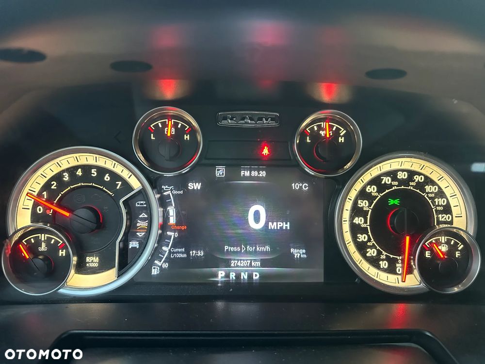 Dodge RAM 5.7 4x4 - 8