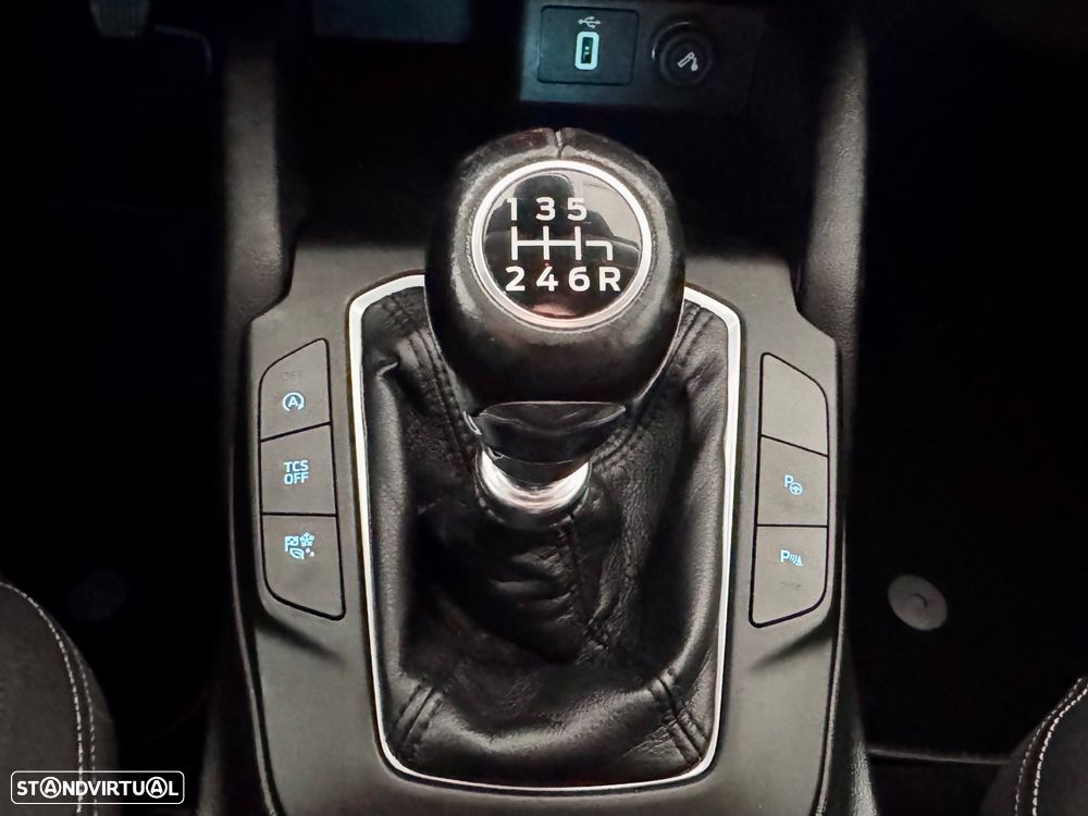 Ford Focus 1.0 EcoBoost Titanium - 29