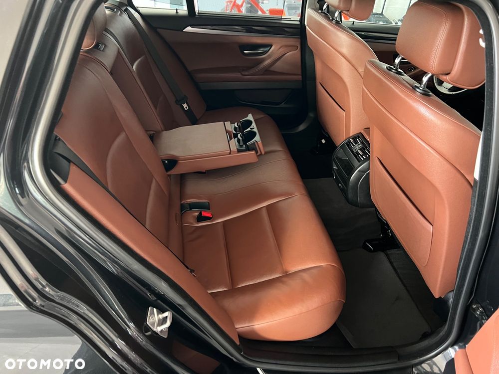 BMW Seria 5 520d Edition Fleet Exclusive - 24