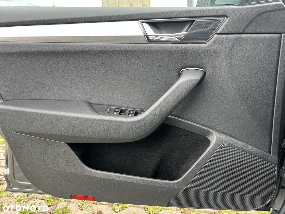 Skoda Superb 1.5 TSI Ambition DSG - 10