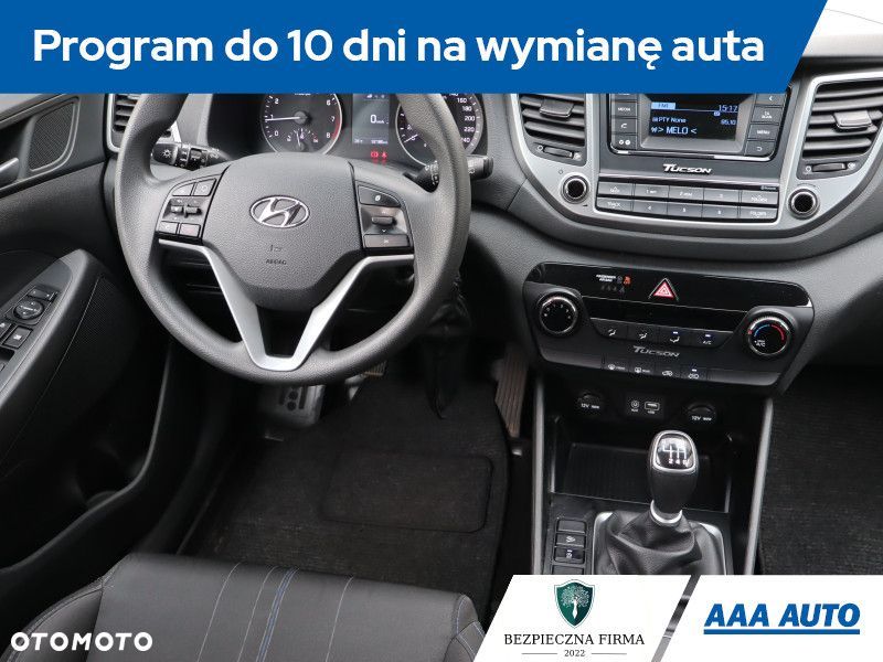 Hyundai Tucson - 8