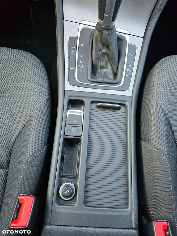 Volkswagen Golf 1.4 TSI BlueMotion Technology DSG Comfortline - 20