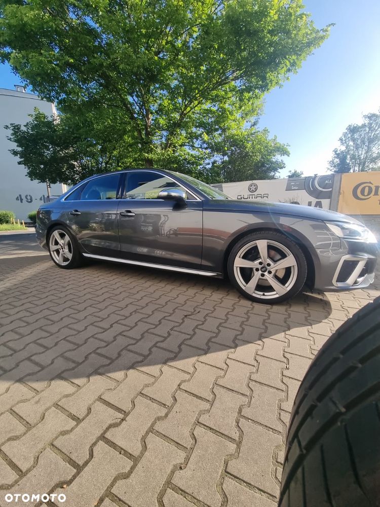 Audi S4 Limousine - 24