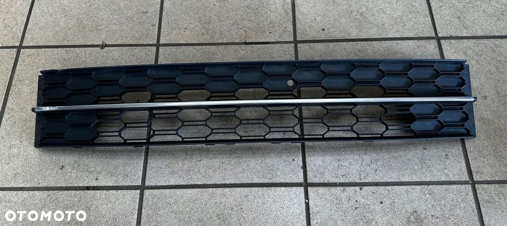 KRATKA ZDERZAKA SKODA OCTAVIA III LIFT 5E0853677M - 1