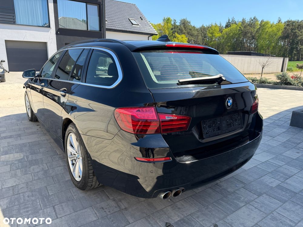 BMW Seria 5 520d xDrive - 3
