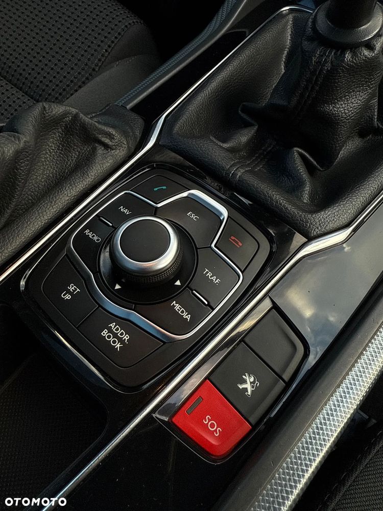 Peugeot 508 HDi FAP 140 Family - 24