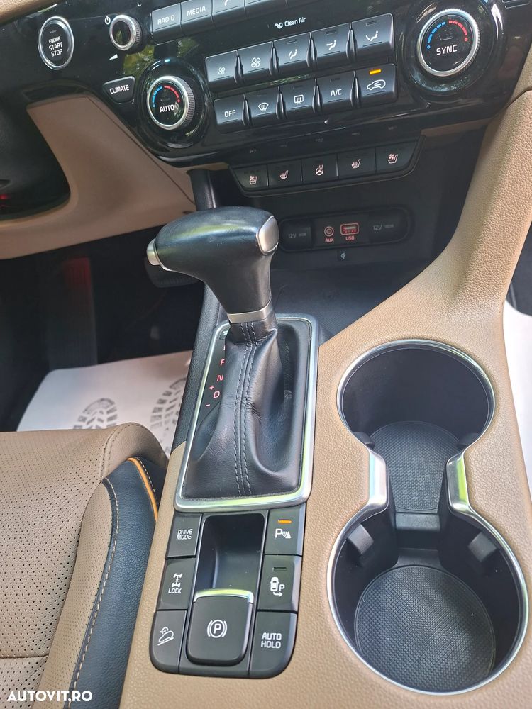 Kia Sportage - 10