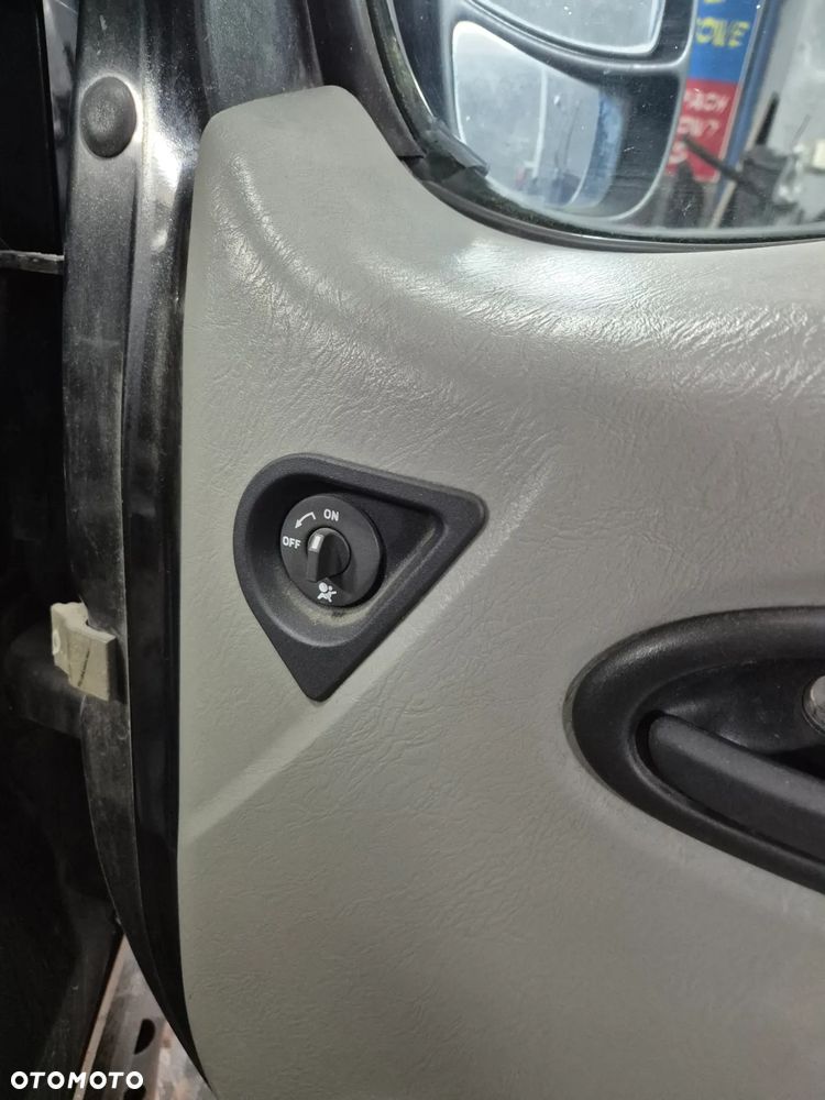 BOCZEK PRAWY AIRBAG PRIMASTAR TRAFIC VIVARO 01-14 - 3