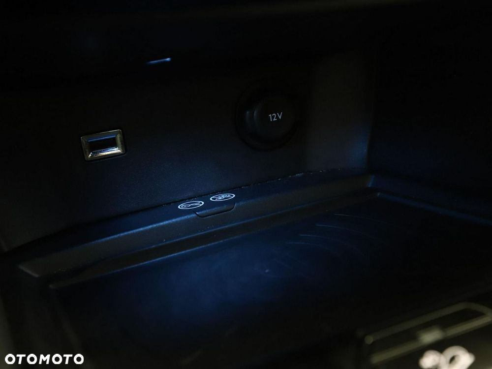 Peugeot 5008 BlueHDi 180 EAT6 GT - 29