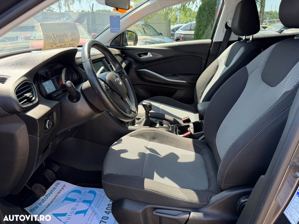 Opel Grandland X 1.6 START/STOP Enjoy - 9