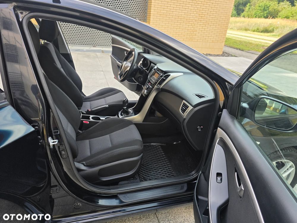 Hyundai i30 1.4 Classic - 10