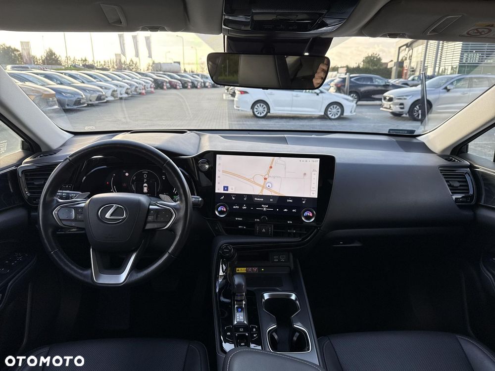 Lexus NX 350h Prestige AWD - 11
