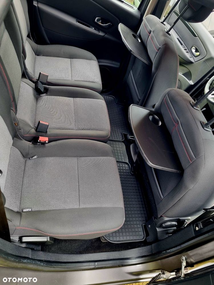 Renault Grand Scenic - 38
